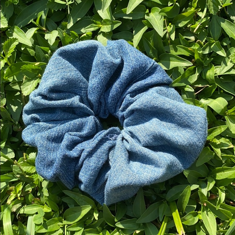 Gorgeous denim scrunchie!!
